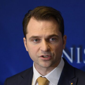 Sebastian Burduja Vrea La Primăria Capitalei: I-am Spus Lui Nicuşor Dan, Vrei Să O Baţi Pe Firea? Mai întâi Mă Bați Pe Mine