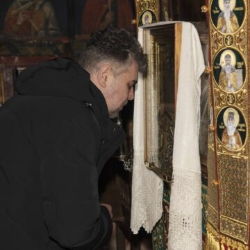 marcel-ciolacu-muntele-athos-grecia-6.jpg Premierul Ciolacu, Din Nou La Muntele Athos: „Niciun Pământean Nu Merită O Asemenea Onoare”
