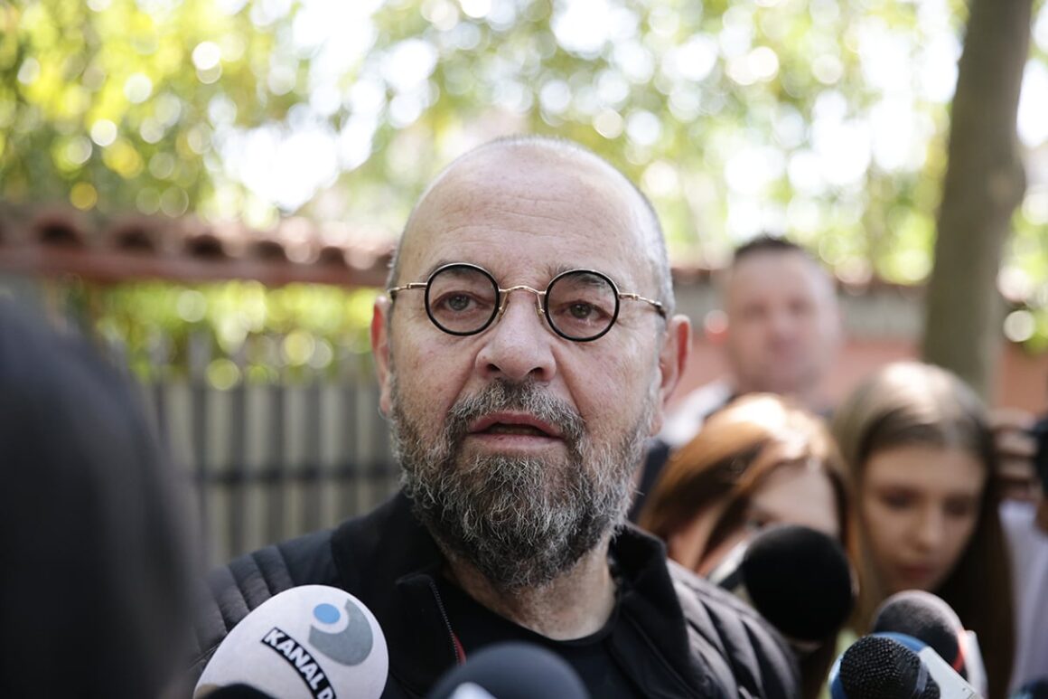 Piedone, După Ce A Cerut PSD şi PNL Să îl Susțină La Primăria Capitalei: „Dacă Domniile Lor Nu Vor, Intru Mai Departe Singur și Merg Până La Capăt”