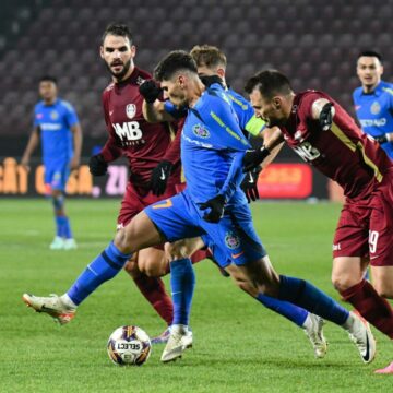 foto-fcsb-34.jpg CFR Cluj, sărbătoarea titlului roș-albaștrilor, este Live Video Online, de la ora 20.00. Sold-out pe Arena Națională!