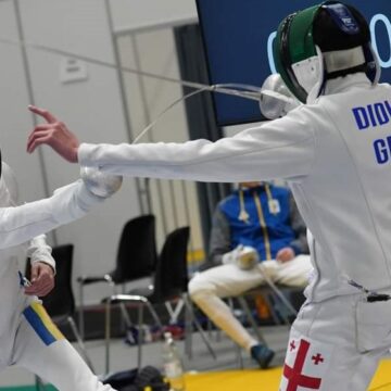 Dezvaluiri-din-scrima-romaneasca-Mama-unui-sportiv-rupe-tacerea-dupa-ce-fiul-sau-a-fost-umilit-la-Europene-in-2023-fiind-accidentat.jpg Dezvăluiri din scrima românească! Mama unui sportiv rupe tăcerea după ce fiul său a fost umilit la Europene în 2023