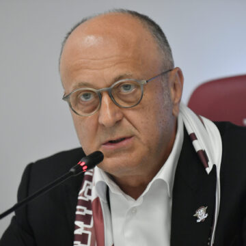 Fotbalistul-care-a-fost-la-un-pas-sa-se-transfere-la-Real-Madrid-ar-putea-fi-noul-actionar-al-Rapidului-scaled.jpg Fotbalistul care a fost la un pas să se transfere la Real Madrid ar putea fi noul acționar al Rapidului