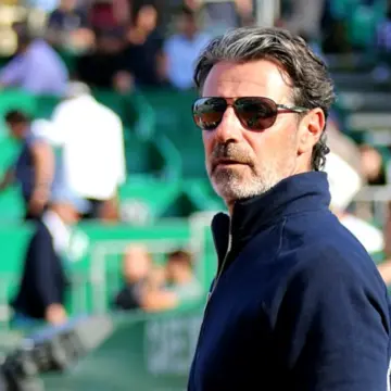 Patrick-Mouratoglou-e-din-nou-in-mijlocul-unei-controverse.-O-contreaza-pe-Iga-Swiatek-din-cauza-fanilor-de-la-Roland-Garros-„Trebuie-sa-fie-lasati-sa-tipe-dar-nu-sa-scuipe-jucatorii.webp.webp Patrick Mouratoglou e din nou în mijlocul unei controverse. O contrează pe Iga Swiatek din cauza fanilor de la Roland Garros