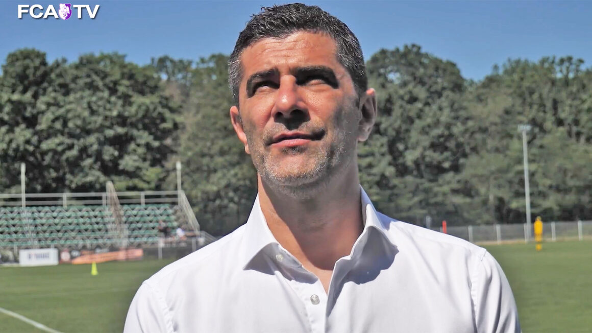 danut-coman-campionii-fc-arges.jpg Dănuț Coman lasă obiectivul sportiv deoparte la CFC Argeș