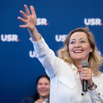 Culisele Luptei Pentru șefia USR. Elena Lasconi, Favorită Pentru Președinție. Pe Cine Are în Spate