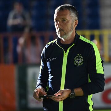 FCSB-e-in-alerta-dupa-Corvinul-Rijeka-0-0-Meme-Stoica-a-descoperit-un-fotbalist-pe-care-l-ar-putea-transfera-de-urgenta.jpg FCSB e în alertă după Corvinul
