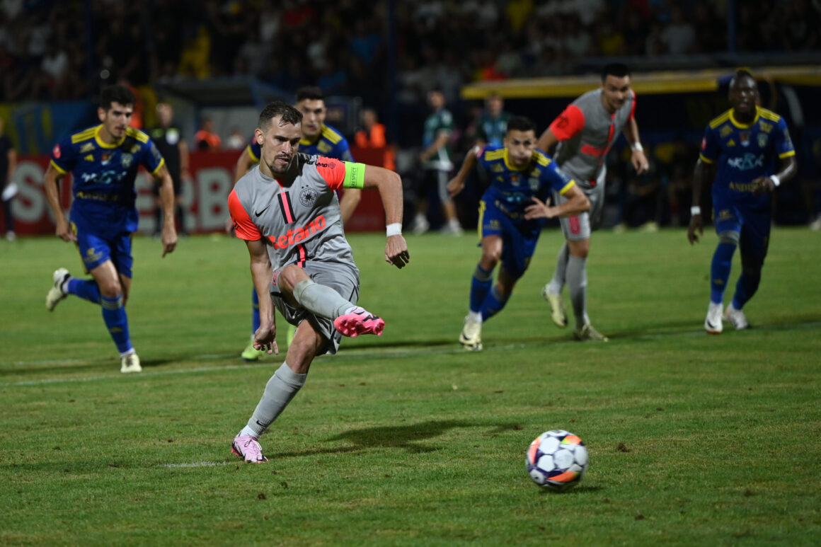 Ionel-Ganea-l-a-gasit-la-FCSB-cel-mai-scump-transfer-care-se-va-face-in-perioada-urmatoare-din-Superliga-e-in-echipa-lui-Gigi-Becali-„E-un-fotbalist-complet-scaled.jpg Ionel Ganea l-a găsit la FCSB cel mai scump transfer care se va face în perioada următoare din Superliga e în echipa lui Gigi Becali!