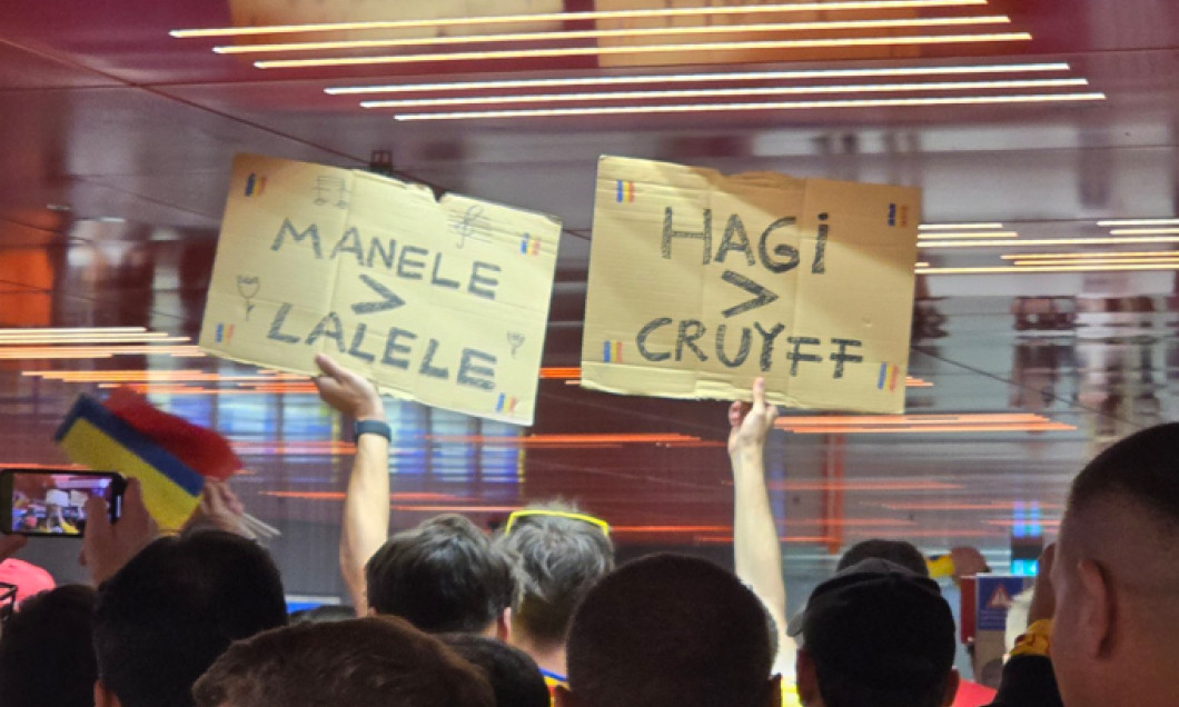 Mesajele-geniale-cu-care-romanii-au-facut-senzatie-la-metroul-din-Munchen-inainte-de-Romania-Olanda-de-la-EURO.jpg Mesajele geniale cu care românii au făcut senzație la metroul din Munchen, înainte de România