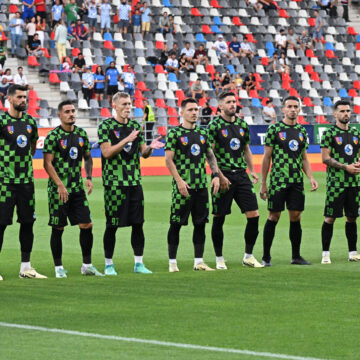 Paksi-Corvinul-Live-Video-Online-de-la-2000-in-preliminariile-Europa-League-scaled.jpg Corvinul, Live Video Online de la 20:00, în preliminariile Europa League! Hunedorenii revin în cupele europene după 42 de ani. Echipele de start