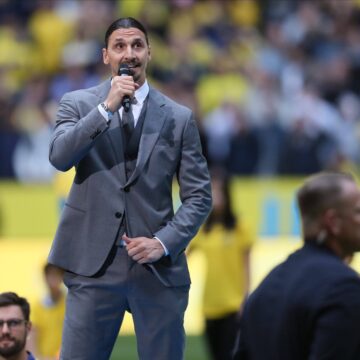 Zlatan-Ibrahimovic-face-primul-transfer-de-top-la-AC-Milan-fostul-atacant-de-la-Real-Madrid-a-fost-convins-sa-semneze-cu-„diavolii.jpg fostul atacant de la Real Madrid a fost convins să semneze cu „diavolii”