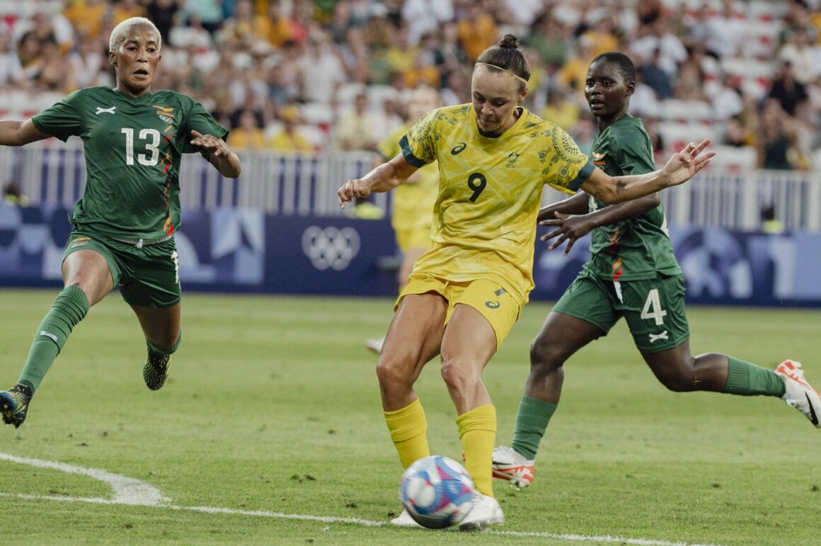 australia-zambia-1.jpg Răsturnare de scor uluitoare la JO Paris. Niciodată în istoria turneelor de fotbal nu s-a întâmplat asta