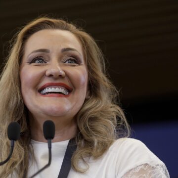 Contre între Elena Lasconi, Președinta USR, și Liberali: „Ciucă A Răspuns La Ordinele Din Partid” Vs „Se Continuă Această Linie Extrem De Agresivă”