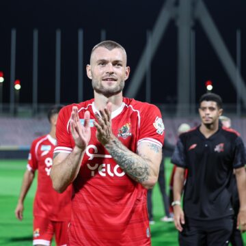 3-7.jpg Alex Creţu a debutat la Al Wehda cu assist la golul victoriei contra echipei lui Karlo Muhar. Fostul mijlocaş al Craiovei se pregăteşte de duelul cu Benzema
