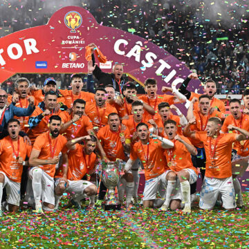 CORVINUL-HUNEDOARA-OTELUL-GALATI-FINALA-CUPEI-ROMANIEI-BETANO-15.05.202485.jpg Meciuri Turul 3 Cupa României, sezon 2024-2025