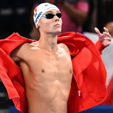 Ce au făcut părinții lui David Popovici la Paris. Campionul olimpic și detaliul care spune totul despre „bula” în care a fost izolat