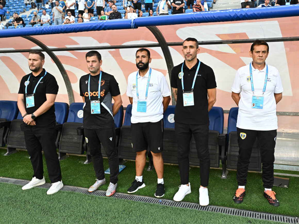 Antrenorul-de-la-Petrolul-Ploiesti-nemultumit-dupa-remiza-cu-Farul-Constanta.-„Meritam-mai-mult-1-scaled.jpg Antrenorul de la Petrolul Ploiești, nemulțumit după remiza cu Farul Constanța: „Meritam mai mult!”
