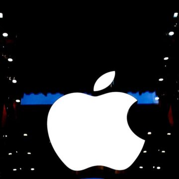 Comisia Europeană amendează Apple și Meta