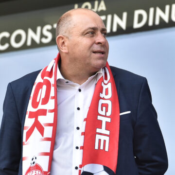 Laszlo-Dioszegi-inca-nu-a-primit-banii-pe-Marius-Stefanescu-scaled.jpg Laszlo Dioszegi încă nu a primit banii pe Marius Ștefănescu de la FCSB și l-a contactat pe Gigi Becali: „I-am dat mesaj!”