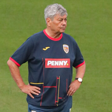 Mircea-Lucescu-nu-a-tacut-si-a-spus-lucrurilor-pe-nume-dupa-momentele-scandaloase-din-Kosovo-Romania-0-3.jpg Mircea Lucescu nu a tăcut şi a spus lucrurilor pe nume, după momentele scandaloase din Kosovo