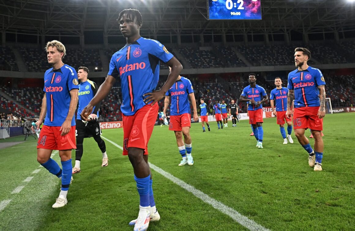 Trei-fotbalisti-sunt-out-de-la-FCSB-la-ordinul-lui-Gigi-Becali-A-luat-decizia-inaintea-meciului-cu-Petrolul-Ploiesti.jpg Trei fotbalişti sunt out de la FCSB la ordinul lui Gigi Becali! A luat decizia înaintea meciului cu Petrolul Ploieşti
