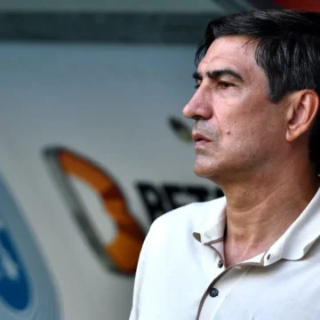 Unul din cei mai importanți jucători ai naționalei din ultimele decenii dă cărțile pe față și dezvăluie adevărata față a lui Victor Pițurcă: „Nici măcar o secundă!”