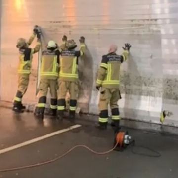 200 De șoferi, Blocați Peste 3 într-o Parcare Subterană, Din Cauza Excrementelor De Porumbei: „Am Tăiat Cu Fierăstrăul” | VIDEO