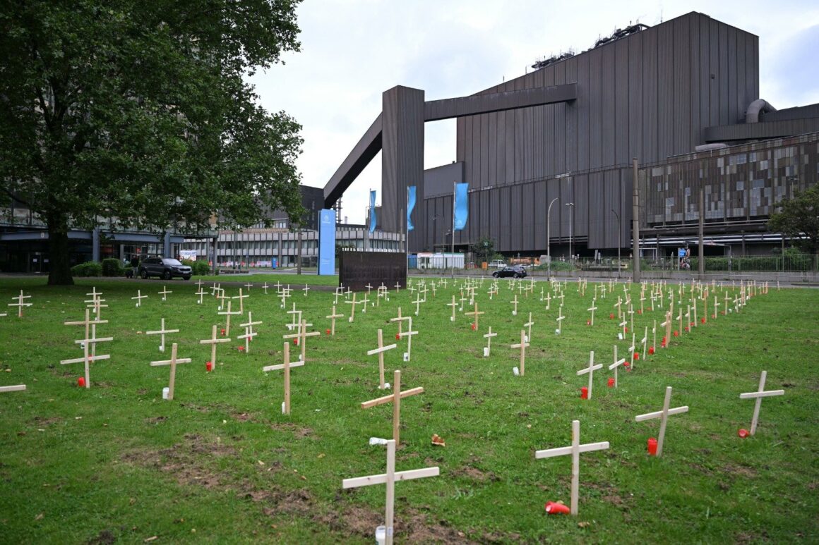 Românii și Bulgarii Sunt Folosiți „nerușinat” în Duisburg, Germania: „Forme Extreme De Exploatare”