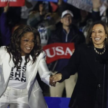 Oprah Winfrey Acuzată Că A Luat Un Milion De Dolari Pentru A O Susține Pe Kamala Harris