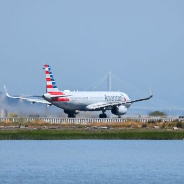 American Airlines și-a Suspendat Toate Zborurile în SUA Din Cauza Unei Probleme Tehnice. Între Timp, Interdicția A Fost Ridicată | VIDEO