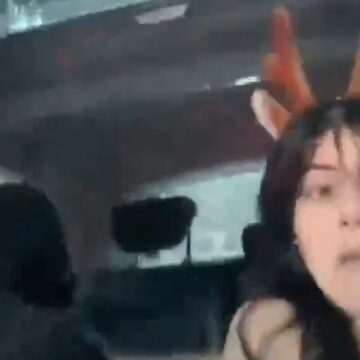 Momentul în Care O Influenceriță Din Argentina E Tâlhărită Chiar în Timpul Transmisiunii Live | VIDEO