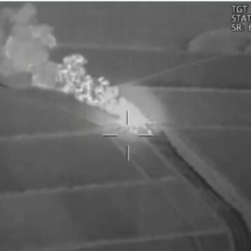 Tren Rusesc Cu 40 De Vagoane-cisternă, Distrus De Ucraineni într-un Atac Combinat Cu Drone și Rachete HIMARS | VIDEO