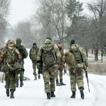 30.000 De Soldați Ruși Au Fost Scăpați De Americani Din încercuirea Ucrainenilor, După Ce Putin A Amenințat Că Va Folosi Arme Nucleare