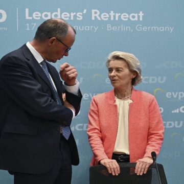 Ursula Von Der Leyen A Apărut în Public, După O Boală Gravă, și S-a Implicat în Campania Electorală Din Germania