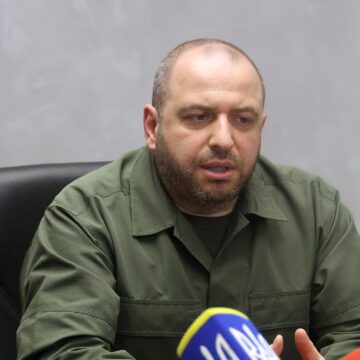 Ministrul Ucrainean Al Apărării Rustem Umerov Este Anchetat Pentru Abuz De Putere Asupra Agenției Care Cumpără Materiale Militare