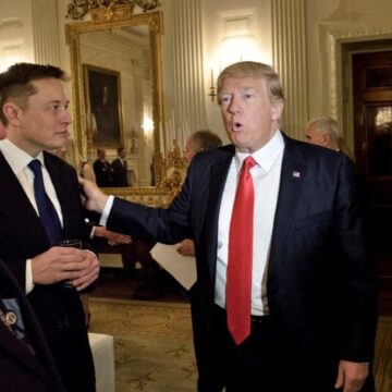 Ex-consilierul Lui Donald Trump îl Cataloghează Pe Elon Musk Drept „rasist” și „cu Adevărat Rău” și Promite Că Miliardarul „nu Va Avea Acces Deplin La Casa Albă”