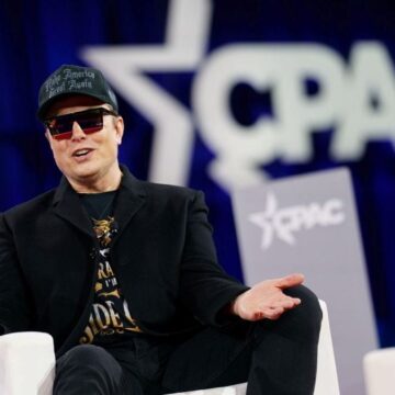 Elon Musk, probleme pe plan personal. Dat în judecată de o tânără
