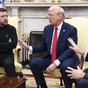 Ce ne arată analiza limbajului nonverbal al lui Zelenski și Trump