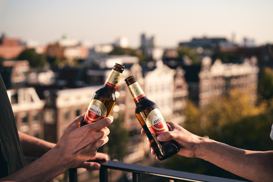 Heineken începe producția berii Amstel în România