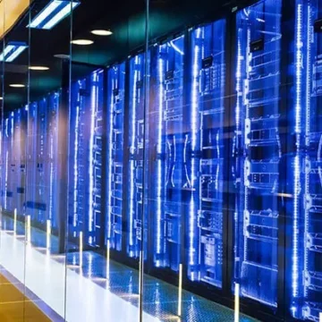 Centrele de date consumă mai mult curent decât România