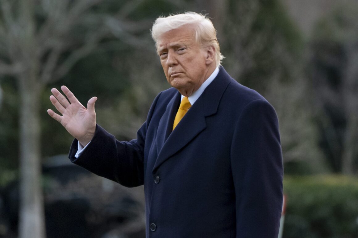 Trump impune tarife de 25% pe importurile auto în SUA