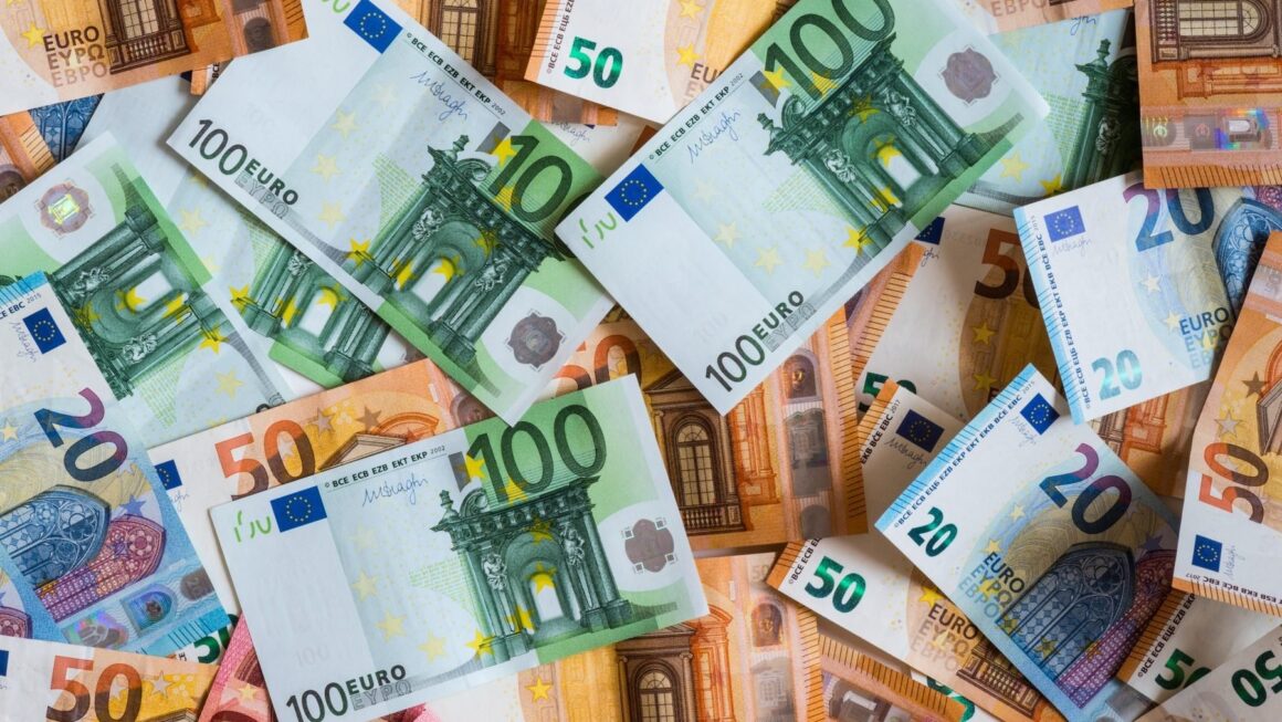 Un român, în testamentul unei milionare din Italia
