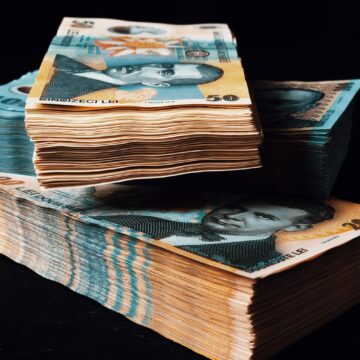 bani-bancnote-lei.jpg Câți bani au cheltuit partidele politice în ianuarie 2025