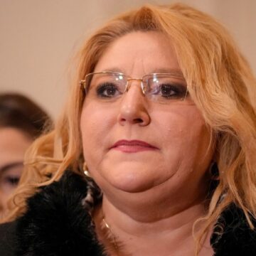 de-ce-a-fost-respinsa-candidatura-dianei-sosoaca-la-alegerile-prezidentiale-bec-a-publicat-motivarea-e1742066474453.jpg De ce a fost respinsă candidatura Dianei Șoșoacă. Cum explică BEC