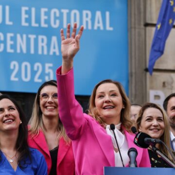 Elena Lasconi și-a depus candidatura la prezidențiale 2025