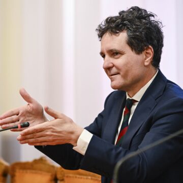 CLUJ-NAPOCA - ALEGERI 2025 - NICUSOR DAN - 8 MAR 2025 De ce Nicușor Dan este o voce a normalității în politica românească