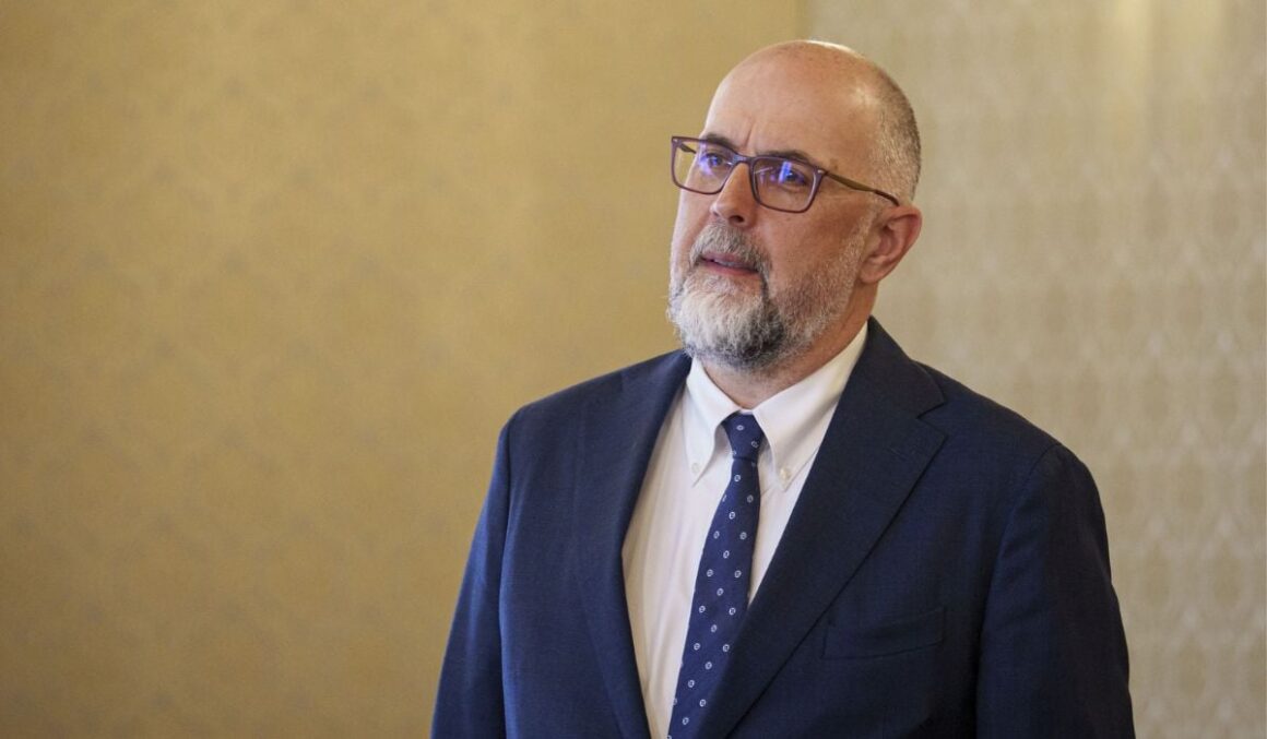 Coaliție de guvernare se va destrăma în cazul în care Crin Antonescu pierde alegerile prezidențiale, avertizează Kelemen Hunor