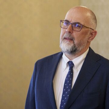 kelemen-hunor.jpg Coaliție de guvernare se va destrăma în cazul în care Crin Antonescu pierde alegerile prezidențiale, avertizează Kelemen Hunor