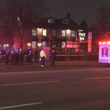 Atac armat în Canada. Un bărbat a deschis focul într-un bar din Toronto, sunt cel puțin 12 victime