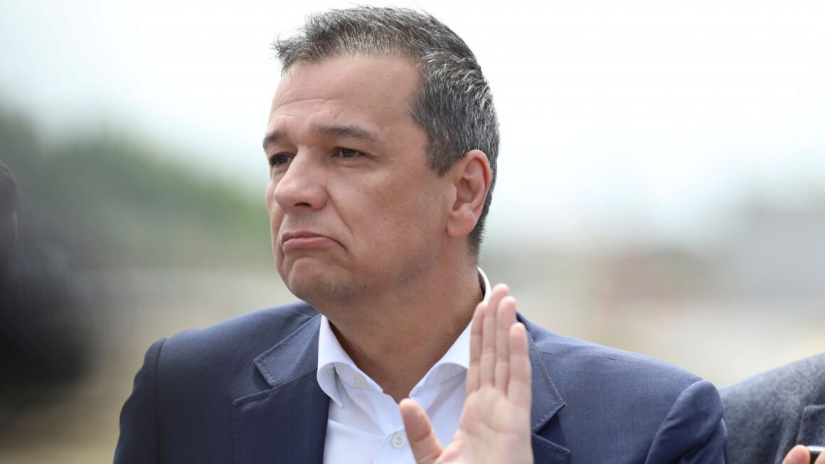 sorin-grindeanu-2-scaled-e1742649340918.jpg Sorin Grindeanu recunoaște că susținerea pentru Crin Antonescu este „un compromis”, dar le cere membrilor PSD din teritoriu să nu direcționeze voturi către Ponta
