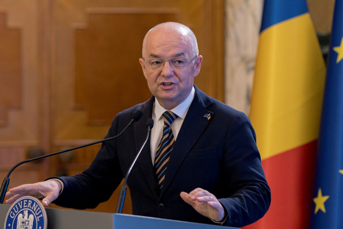 Emil Boc, varianta PNL pentru funcția de judecător al Curții Constituționale. Ce alte nume mai sunt vehiculate SURSE
